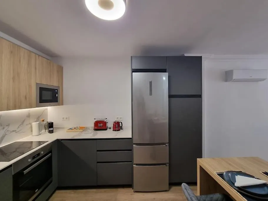 Beachside Home Escape Marbella Apartment