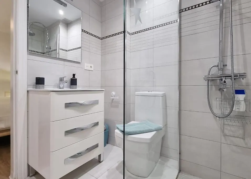 Beachside Home Escape Marbella Apartment