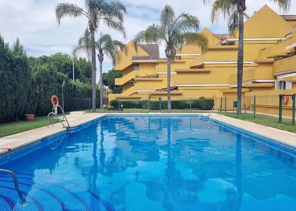Beachside Home Escape Marbella 0*,