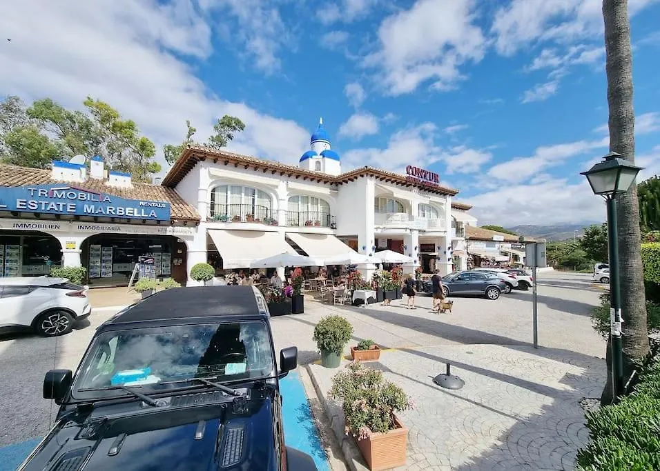 Beachside Home Escape Marbella Apartment