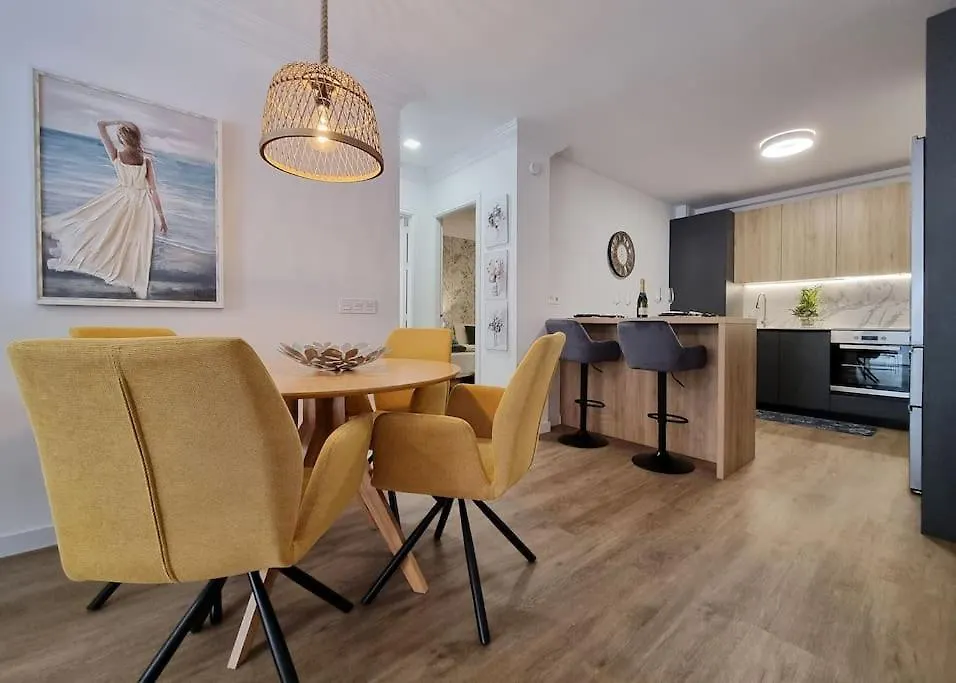 Apartment Beachside Home Escape Marbella Spain